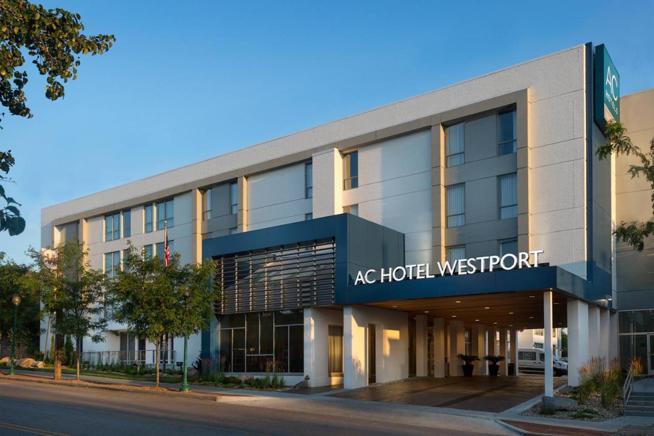 Hotel Ac Kansas Plaza 4*