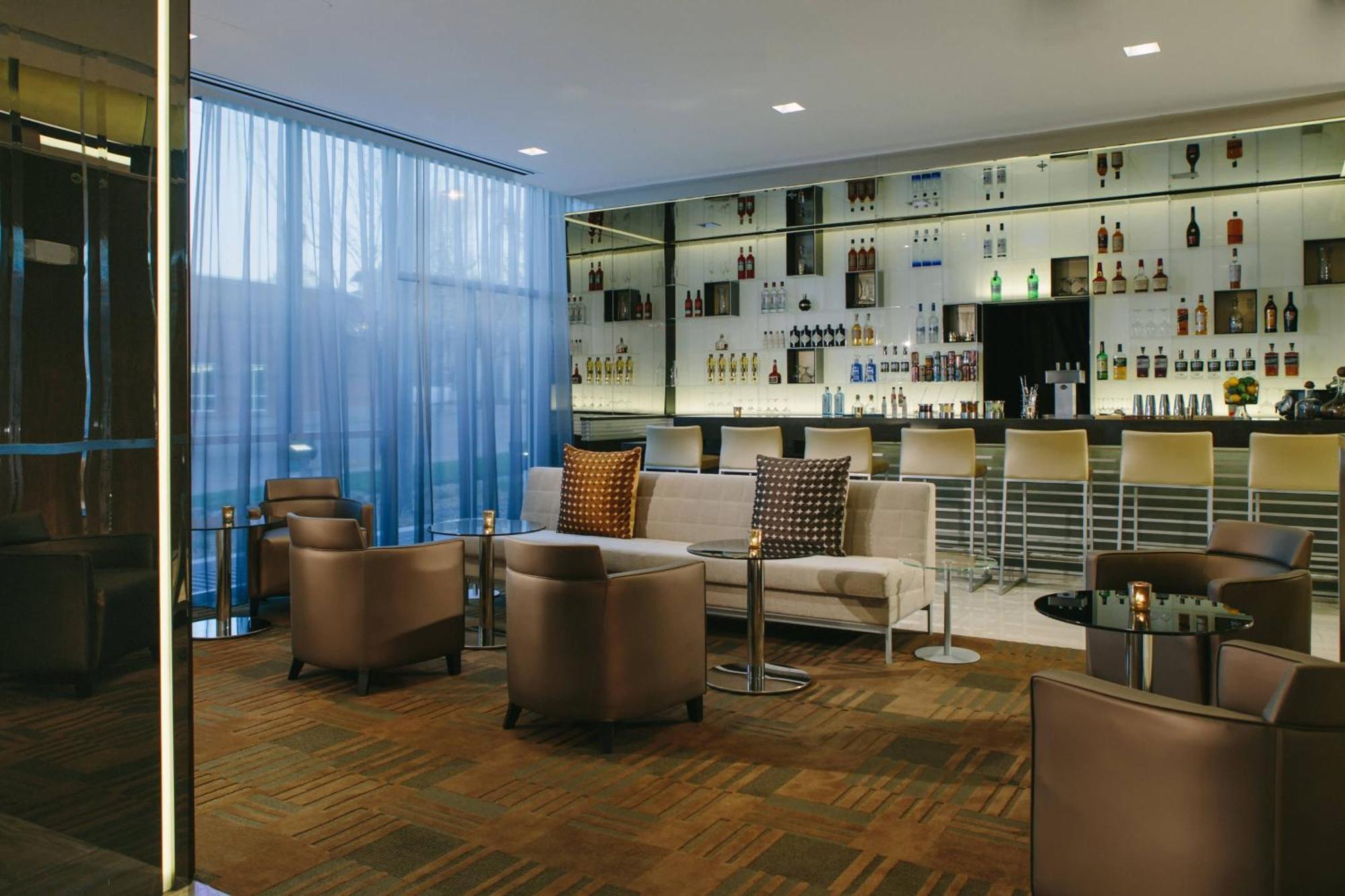 Ac Kansas Plaza 4*
