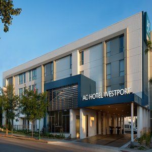 Hotel Ac Kansas Plaza 4*